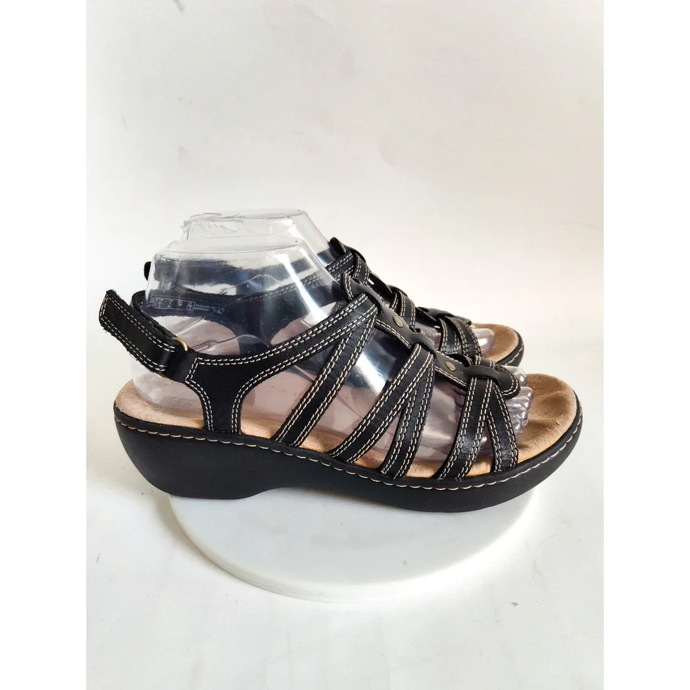 Clarks Sandals Size 8 Leather Comfort Delana Curve Strappy Black Contrast Stitch